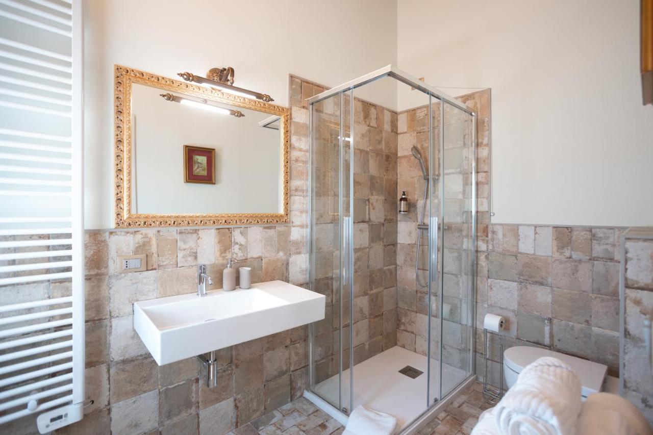 B&B Basta Bussare Chioggia Bagian luar foto