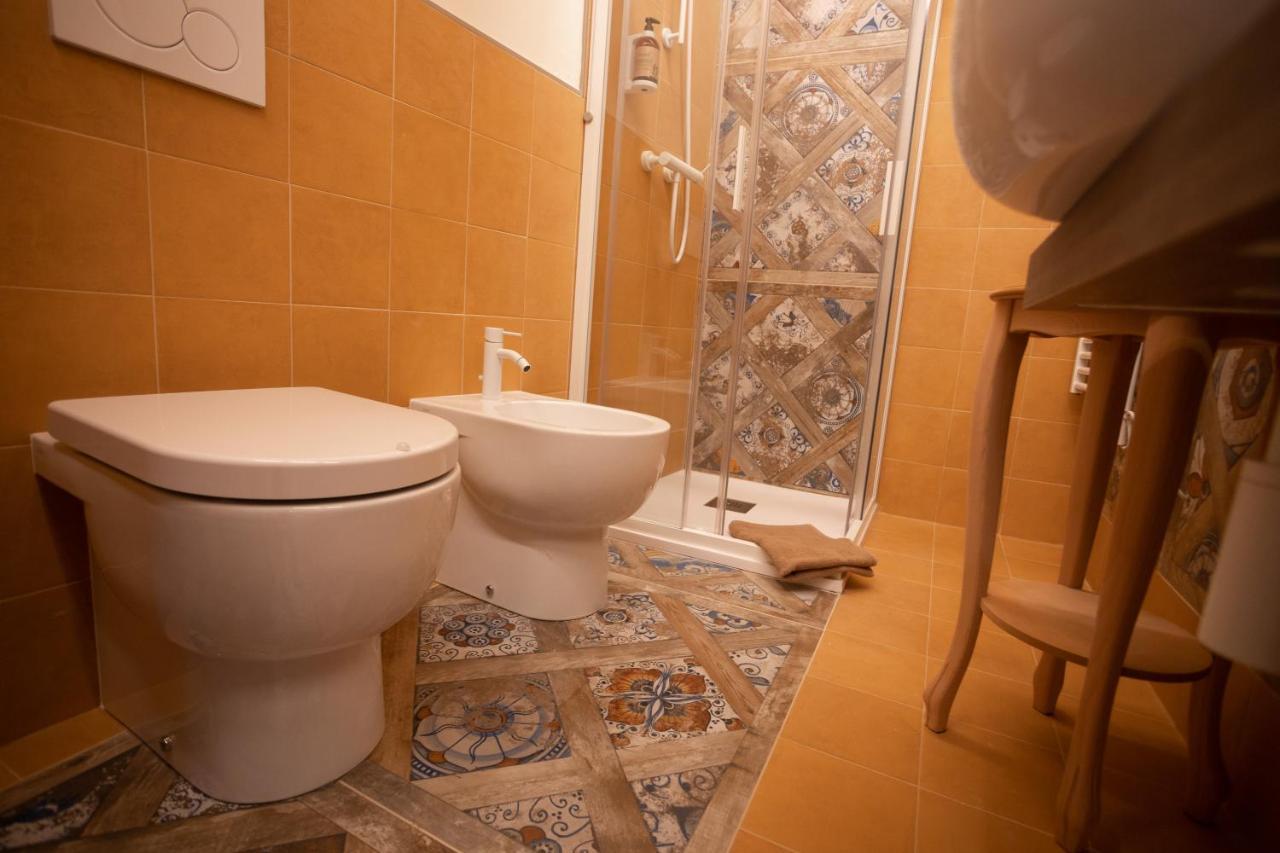 B&B Basta Bussare Chioggia Bagian luar foto