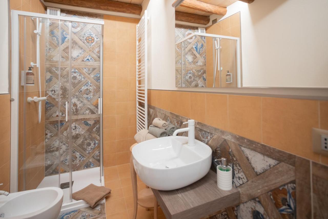 B&B Basta Bussare Chioggia Bagian luar foto