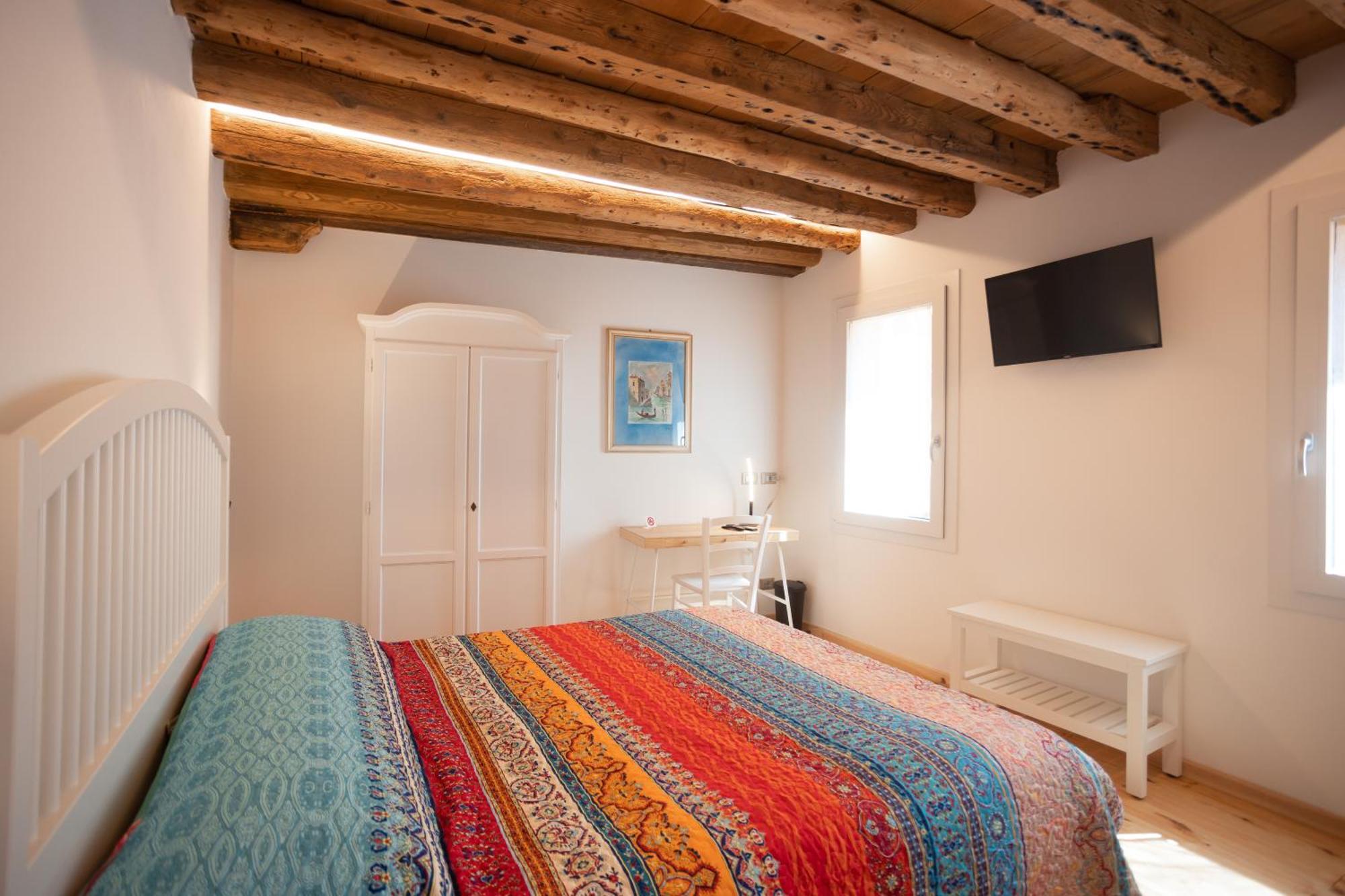 B&B Basta Bussare Chioggia Bagian luar foto